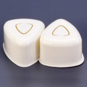 その他 - 錦化成株式会社